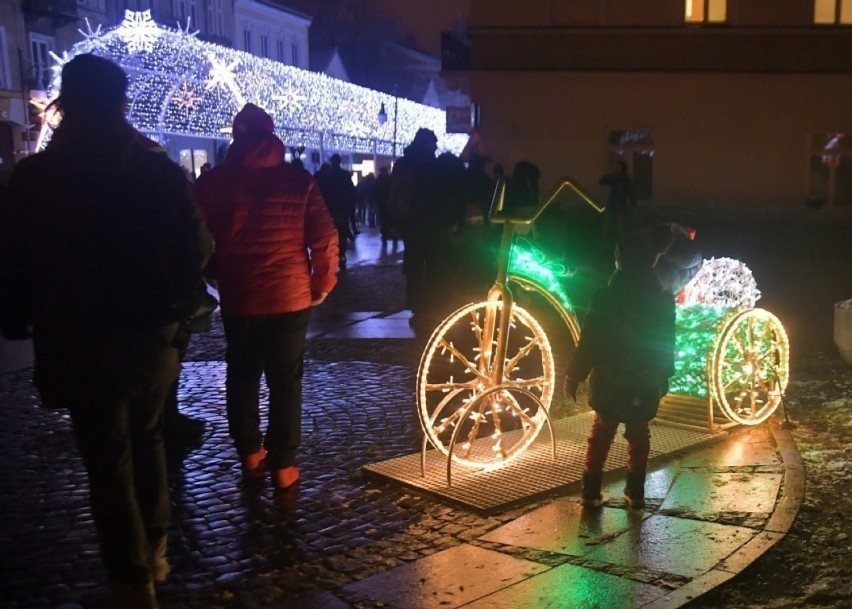 Radom w czołówce ogólnopolskiego konkursu "Świeć się z Energą". W naszym województwie jest najlepszy i został Świetlną stolica Mazowsza