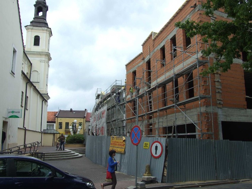 Wieluń: Budowa pasażu w centrum miasta zmierza ku końcowi