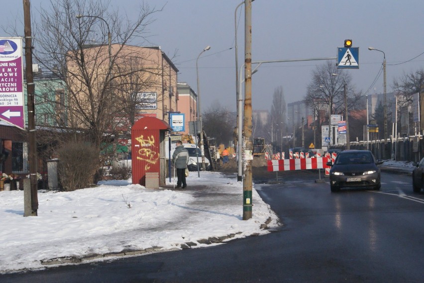 Rozpoczęła się budowa ronda u zbiegu ul. Majakowskiego i 11...