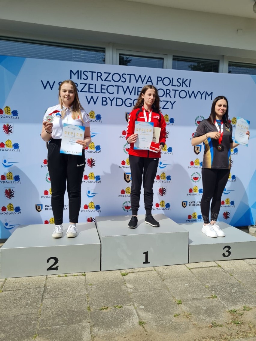 Magdalena Malotka-Trzebiatowska z trzema srebrami strzeleckich mistrzostw Polski