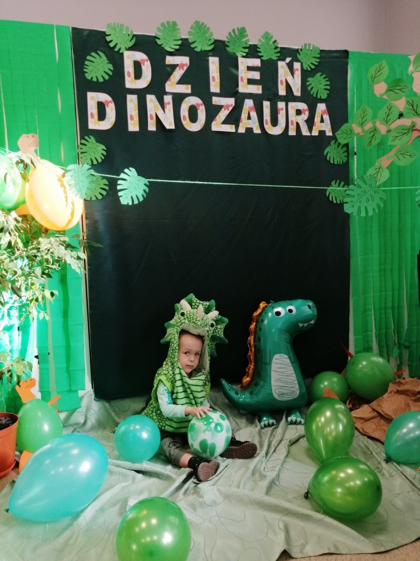 Dzień Dinozaura w żłobku