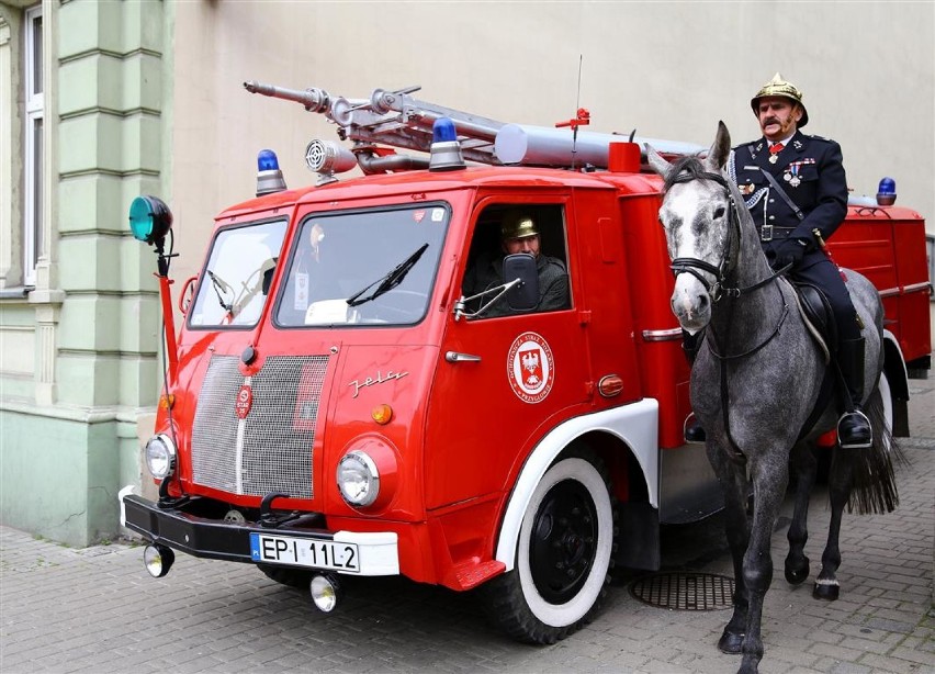 Powiatowy Dzień Strażaka w Piotrkowie