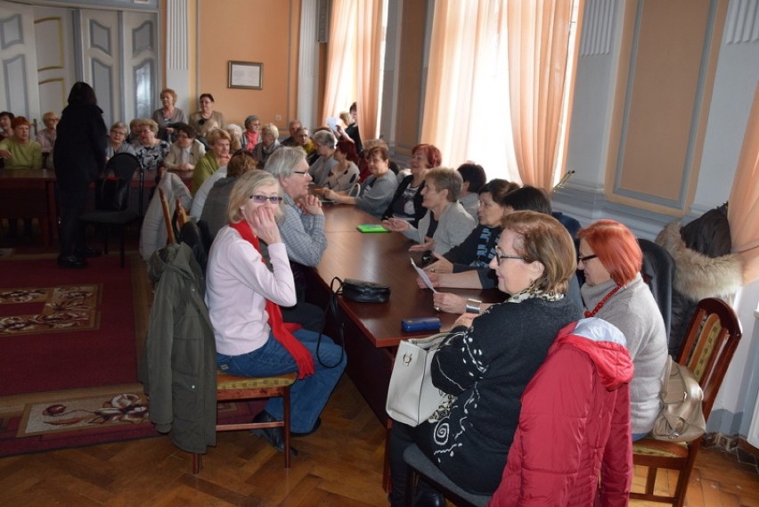 Człuchów. Spotkanie inauguracyjne Uniwersytetu III Wieku