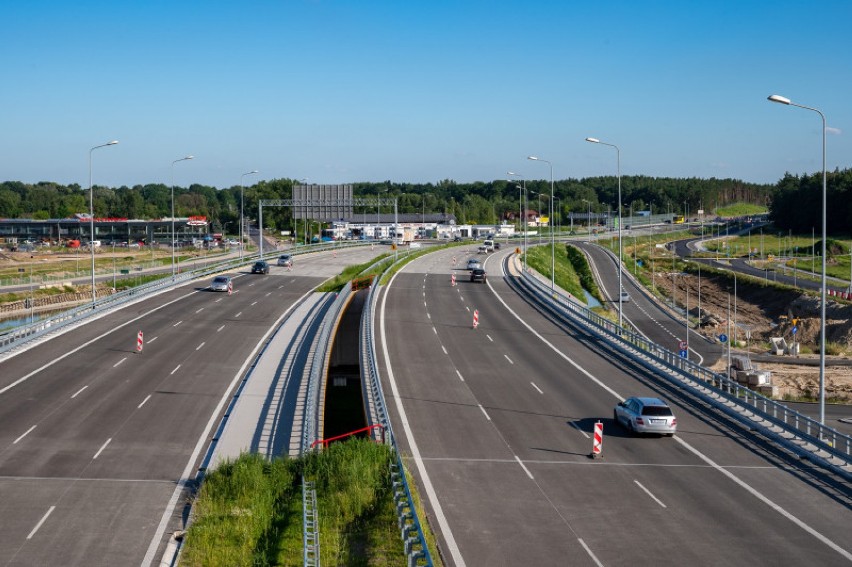 Sprawniej na S17 w obrębie węzła Lubelska. Zamiast objazdem kierowcy pojadą ''docelową jezdnią'' w kierunku Lublina 