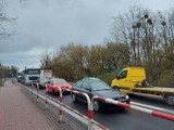 Wielki Piątek i rekordowe korki w powiecie obornickim. Mieszkańcy tłumnie ruszyli na zakupy przedświąteczne