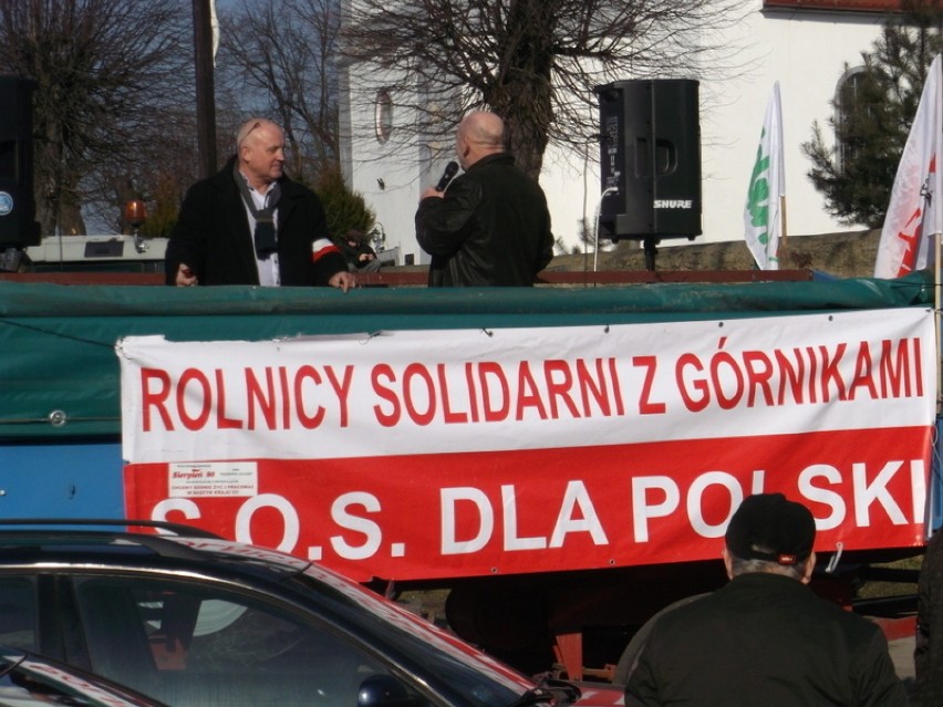 Rolnicy protestowali w okolicy Wrocławia [ZDJĘCIA]
