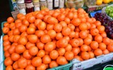 Sprawdź aktualne ceny warzyw i owoców na targowisku Korej w Radomiu!