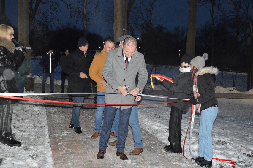 Otwarcie miejsca spotkań w parku przy ul. Ceglanej w...