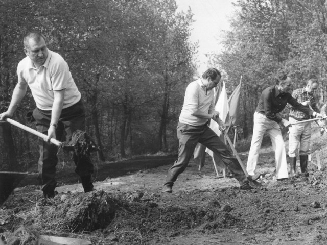 16 maja 1976, czyn społeczny.