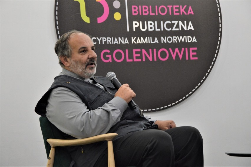 Ks. Tadeusz Isakowicz - Zaleski w Bibliotece Miejskiej w...