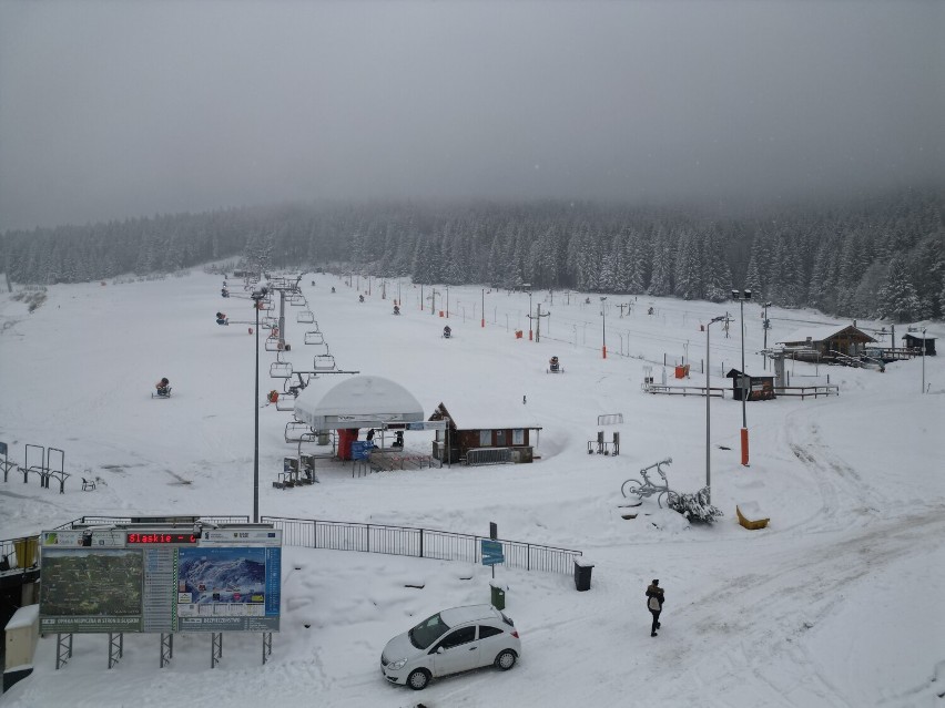 Mnóstwo śniegu w ośrodku Czarna Góra 2 grudnia rusza sezon...