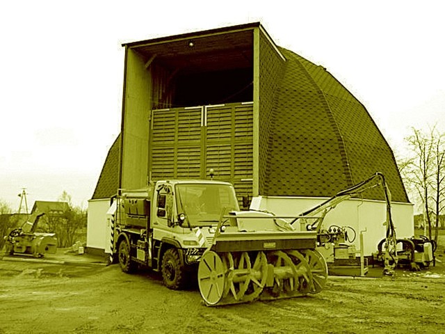 Na drogi wyjadą m.in. nowoczesne pługi wirnikowe typu Unimog.