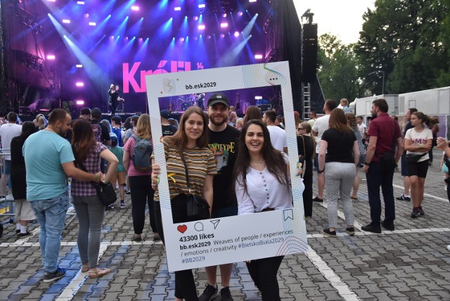 Pierwszy dzień festiwalu. 

Zobacz kolejne zdjęcia. Przesuwaj zdjęcia w prawo - naciśnij strzałkę lub przycisk NASTĘPNE