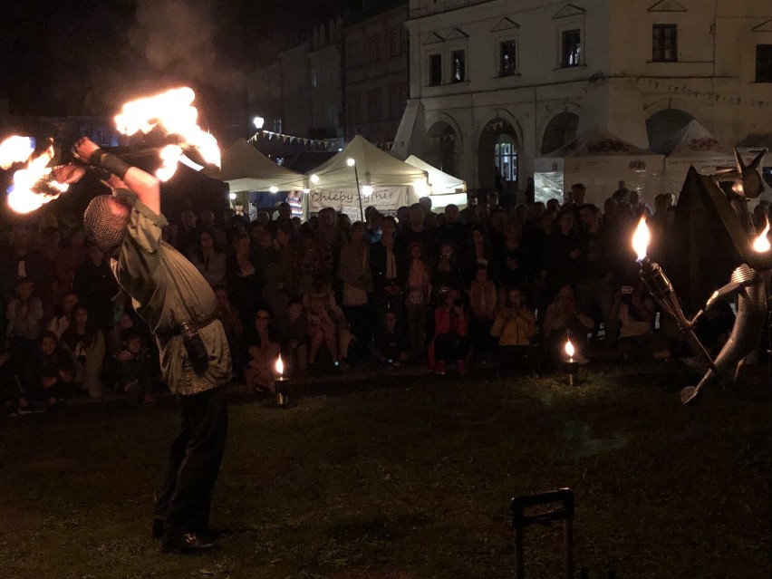 Pokaz ognia (Rycerz Reiner) i Teatr Ognia "Przenikanie"...