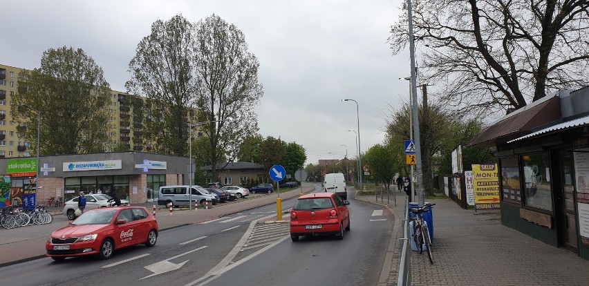 Bełchatów. Oświetlali ulicę Wojska Polskiego w... południe [ZDJĘCIA]