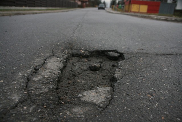 Pieniądze ze sprzedaży urządzeń kompostowni miały być przeznaczone na łatanie dziur