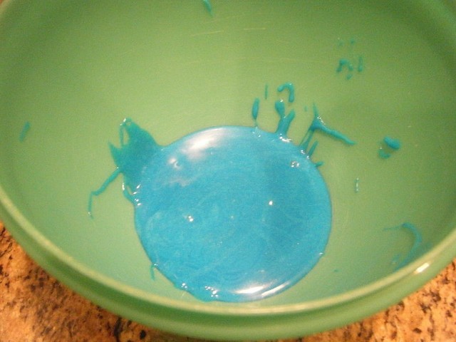 Źródło: http://commons.wikimedia.org/wiki/File:Homemade_Blue_Paint.jpg