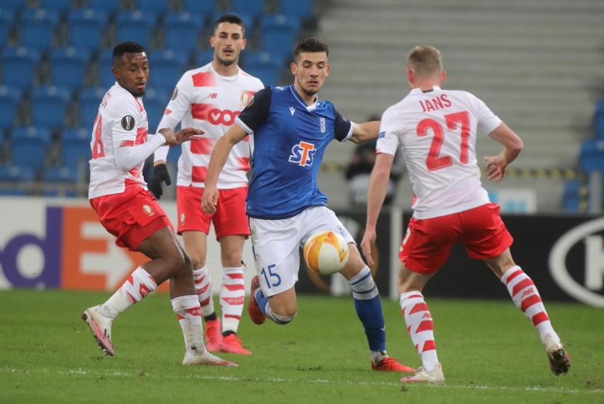 Lech Poznań wraca do gry i pokonuje Standard Liege 3:1.