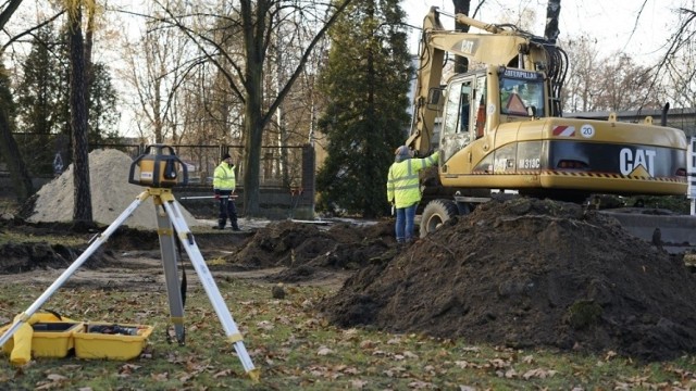 Trwa budowa tężni solankowej w Zawierciu.