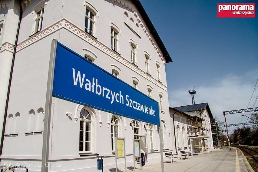 Galeria zdjęć dworca kolejowego Wałbrzych Szczawienko przed...