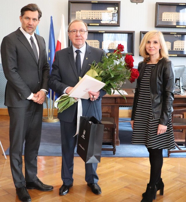 Miejska Biblioteka Publiczna w Kaliszu. Dyrektor Adam Borowiak przeszedł na emeryturę