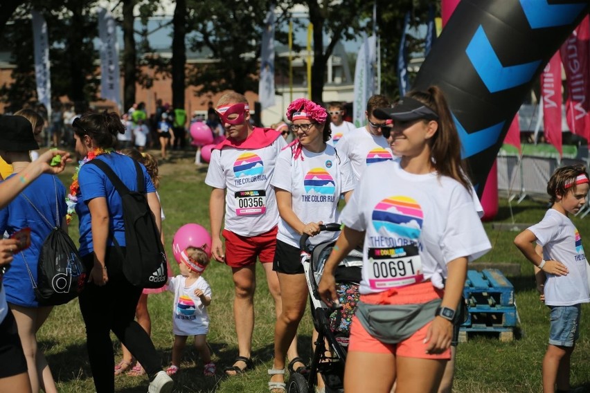 The Color Run w tym roku zawitał m.in. do Wrocławia. W...