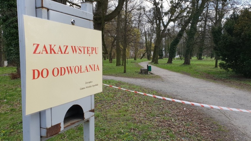 Koronawirus w Strzelcach Opolskich - miasto w czasach epidemii. Puste ulice, zamknięty park i zagrodzone place zabaw