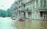 Wspomnienia wielkiej legnickiej powodzi z 1977 roku, która bardzo zniszczyła miasto