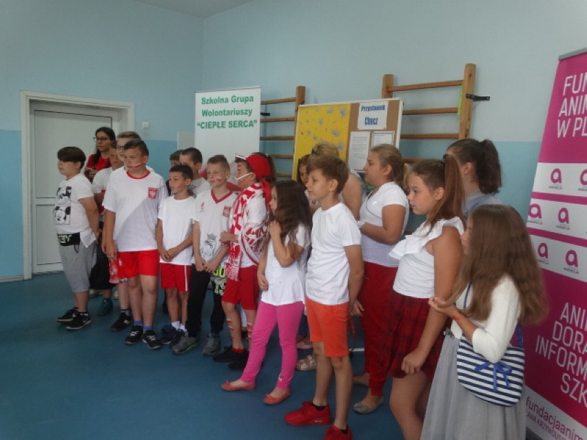 Szkolna  Grupa Wolontariuszy „Ciepłe Serca” podsumowała projekt realizowany w ramach programu „Równać Szanse 2017” 