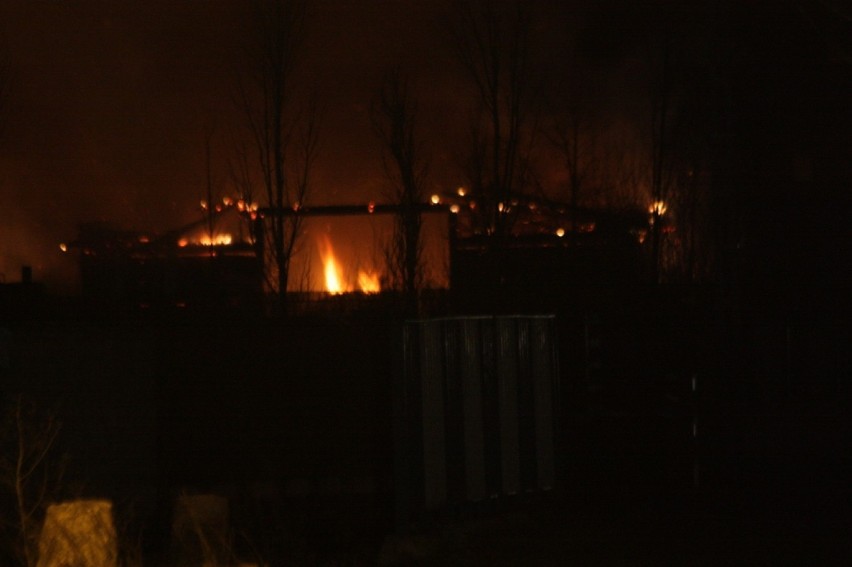 Pożar hali w Kroczycach