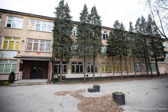 W dawnym gimnazjum nr 11 w Radomiu będzie nowe przedszkole.