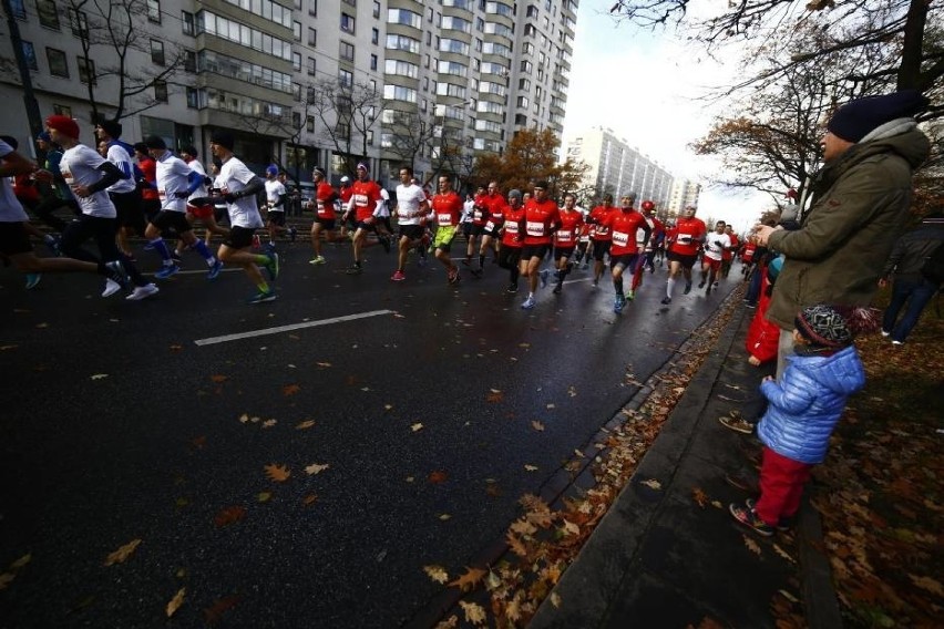11 listopada po raz kolejny biegacze utworzą największą...