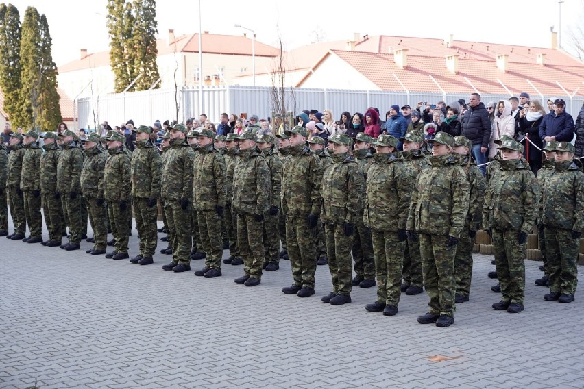 58 nowych funkcjonariuszy Bieszczadzkiego Oddziału Straży...