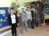Licealiści z I LO w Radomsku w Przedszkolu Specjalnym