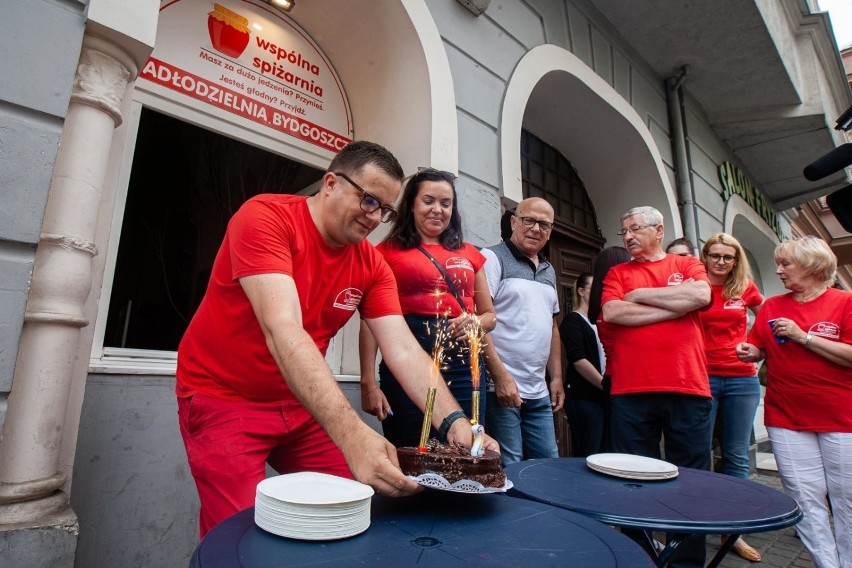 Był tort i miłe spotkania - bydgoska jadłodzielnia "Wspólna...