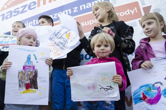 Drugie urodziny Naszego Miasta! Tak świętowaliśmy. Urodzinowy Tramwaj Warszawski opanował 4 października stołeczne ulice. Były konkursy, przewodnik i poczęstunek. Moc atrakcji!