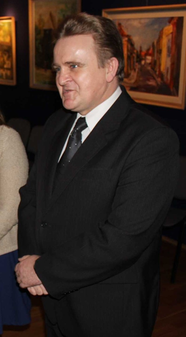 Zbigniew Wiśniewski, dyrektor I LO w Wieluniu