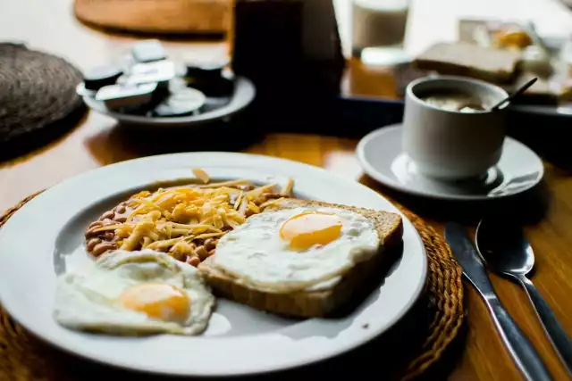 Czy są w mieście miejsca, w które warto udać się na śniadanie? Co proponują zielonogórskie śniadaniownie? >>>
