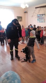Przedszkolaki z Łagowa odwiedziły strażaków z OSP Jemiołów [ZDJĘCIA]
