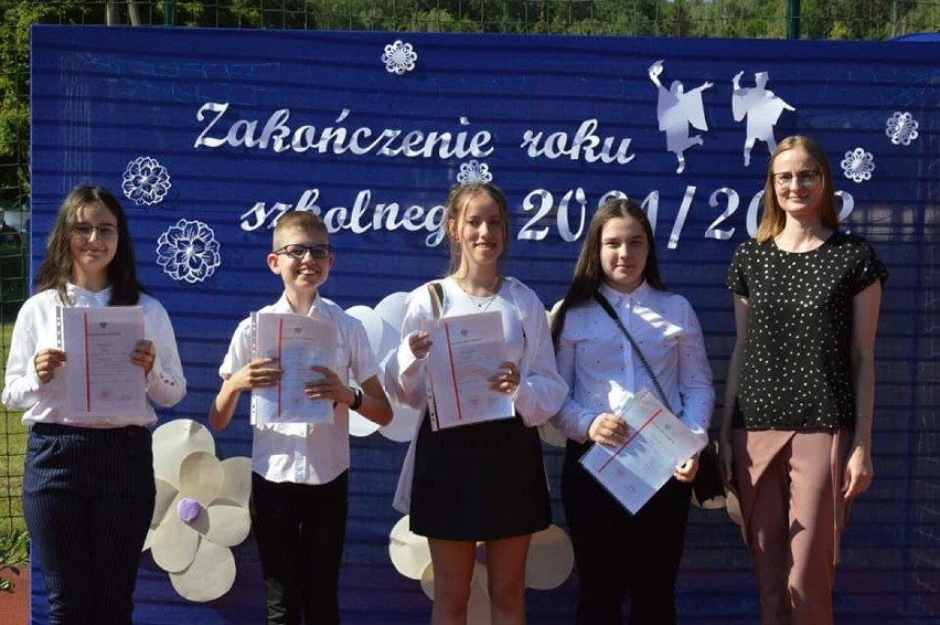 Zakończenie roku szkolnego w Szkole Podstawowej w Oleśnicy
