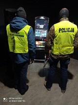 Policja namierzyła lokal z nielegalnymi automatami do hazardu i nielegalnym przyłączem prądu