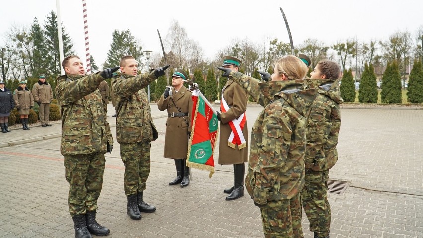 Chełm. Ślubowanie nowo przyjętych funkcjonariuszy NOSG. Zobacz zdjęcia