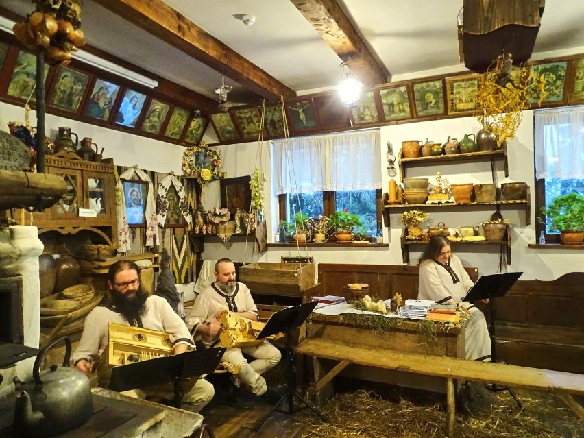 Muzeum Bojków w Myczkowie znane jest z organizacji wielu...