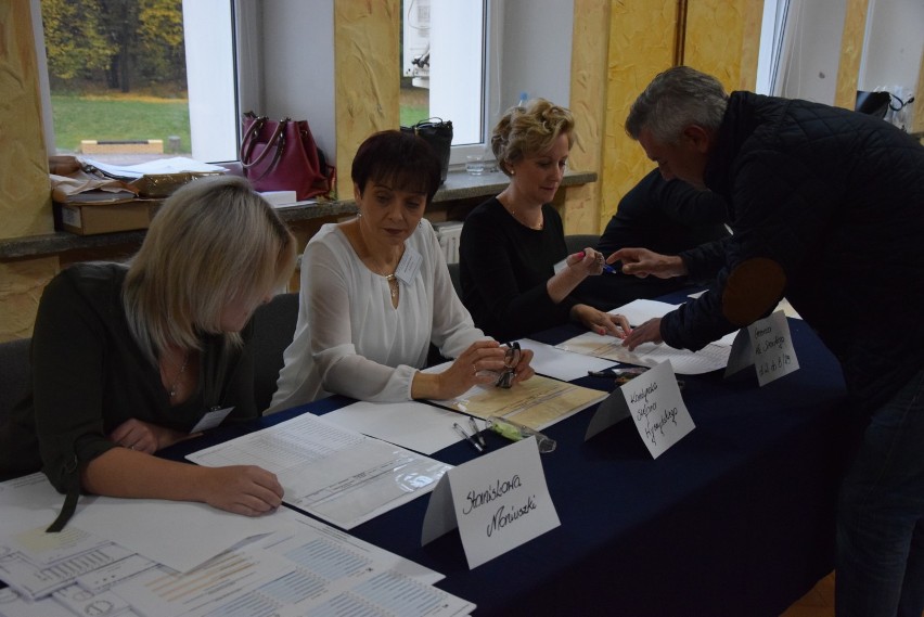 Wybory samorządowe 2018 w Kraśniku. Trwa głosowanie (AKTUALIZACJA)