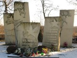 Oława: Pomnik Żołnierzy Armii Radzieckiej został wyczyszczony z napisu &quot;czerwona chołota&quot;