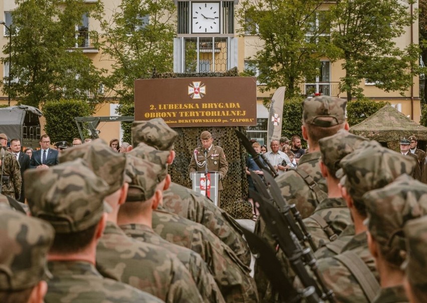 Lubelskie: „Ja, żołnierz Wojska Polskiego, przysięgam…”. Słowa roty wojskowej wypowiedziało 81 ochotników z Lubelszczyzny [ZOBACZ ZDJĘCIA]