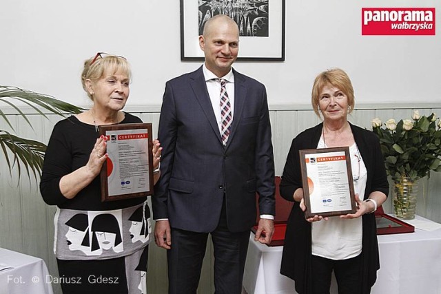 Przychodnia „Na Browarnej” w Wałbrzychu dostała certyfikaty, które potwierdzają, że działa i leczy według najwyższych europejskich norm