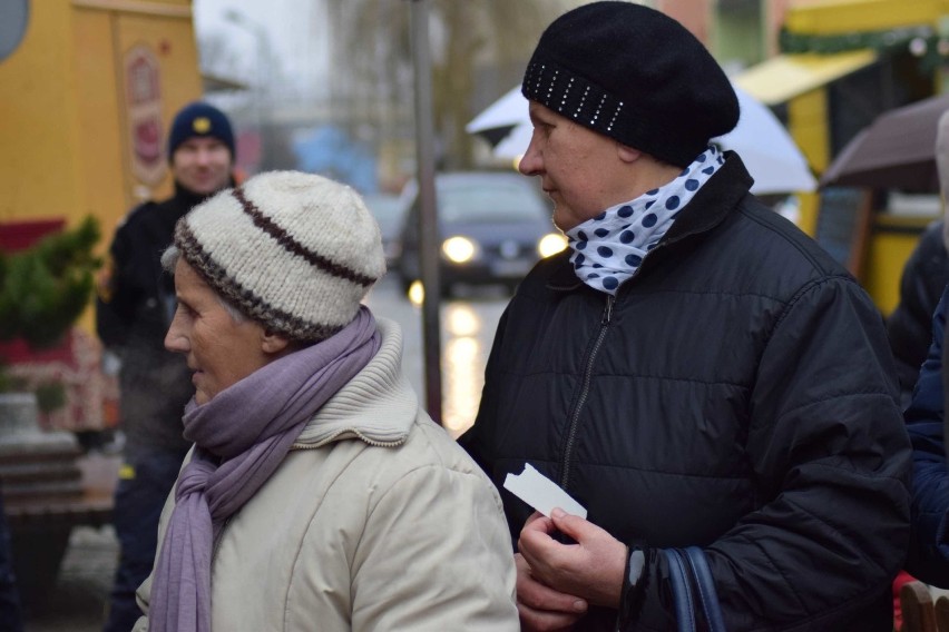 Tak w Żarach wyglądały miejskie wigilie w ubiegłych latach. Zobaczcie co się wtedy działo na miejskim rynku