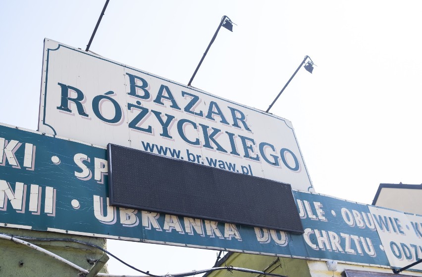 Bazar Różyckiego. Słynne targowisko powstaje z popiołów. Czy duch Różyca pozostanie?