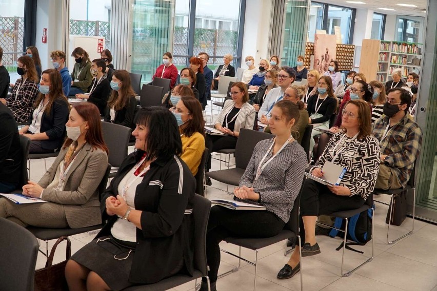 I Wielkopolskie Forum Bibliotekarzy w Książnicy...